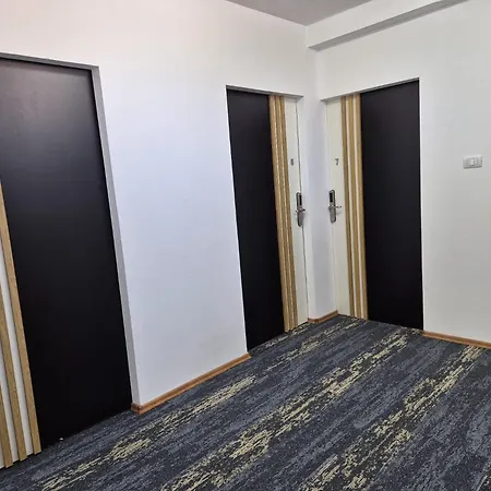 Boutique Old 5 Apartment