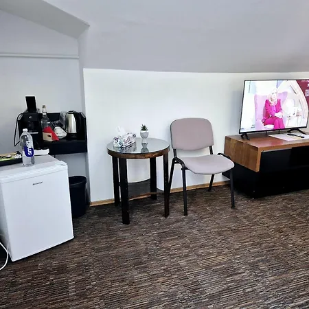 Boutique Old 5 Βουκουρέστι