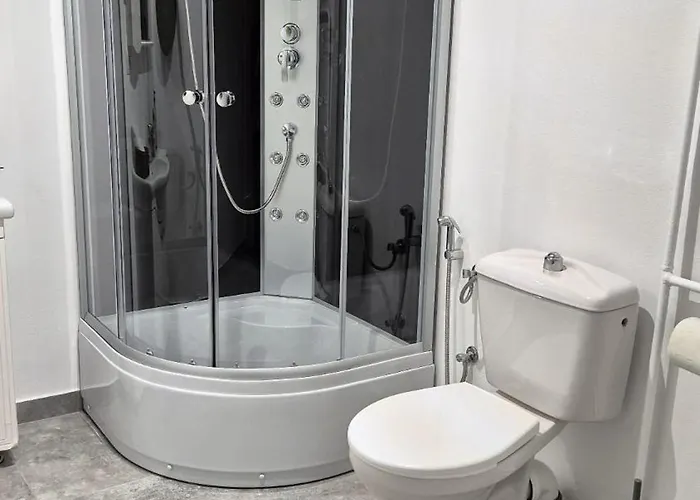 Boutique Old 5 Bucureşti