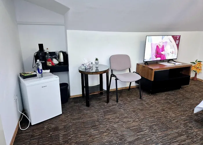 Boutique Old 5 Bucareste