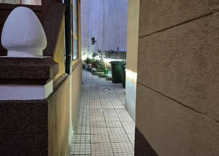 Boutique Old 5 * Bucureşti