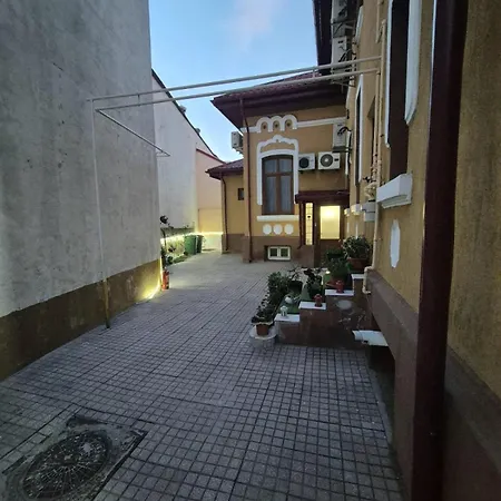 Апартаменти Boutique Old 5 Бухарест