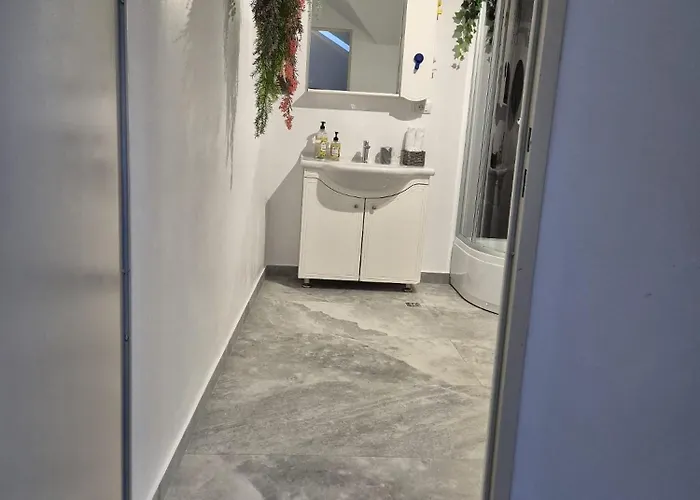 Boutique Old 5 布加勒斯特