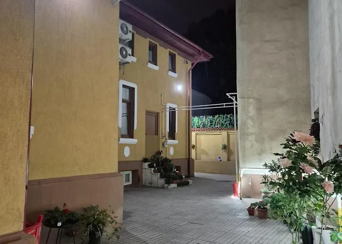 Boutique Old 5 公寓 *